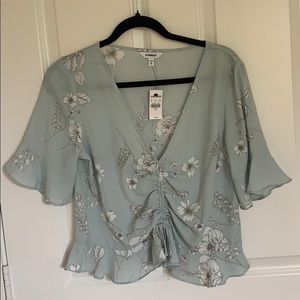NEW Express Floral Top Medium